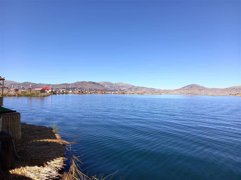 Lake Titicaca: Overnight with the Uros 2 Days / 1 Night